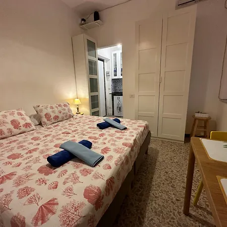 La 2 Monolocale Con Accesso Privato In Spiaggia Apartment *